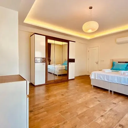 Oasis Villalari 15 *