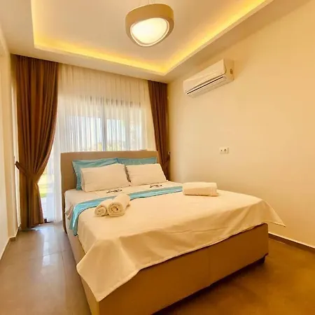 Villa Oasis Villalari 15 *